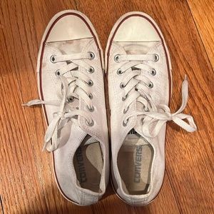 CONVERSE. white lowtop